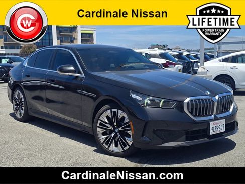 Used 2024 BMW 530i w/ M Sport Package RWD image 1