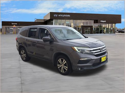 Used 2018 Honda Pilot EX image 7