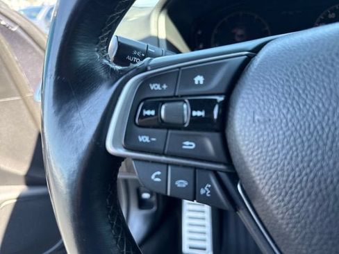 Used 2018 Honda Accord Sport image 25