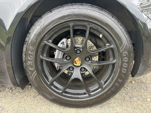 Used 2017 Porsche 718 Cayman RWD image 36