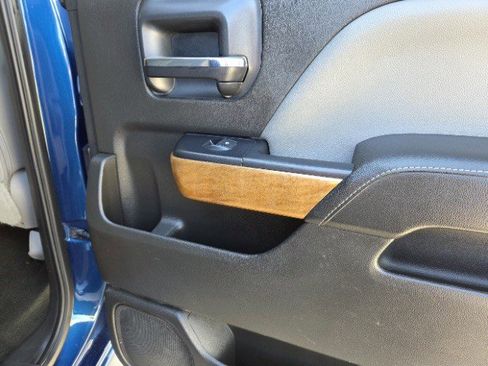 Used 2018 Chevrolet Silverado 1500 LTZ w/ Texas Edition image 27