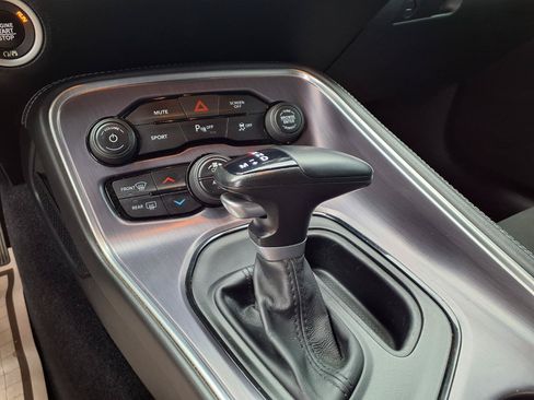 Used 2018 Dodge Challenger SXT w/ Blacktop Package RWD image 15