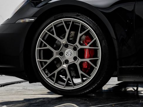 Used 2020 Porsche 911 Carrera 4S image 78