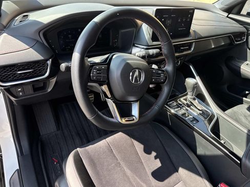 Used 2025 Acura ADX A-Spec FWD image 18