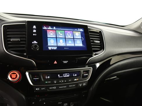 Used 2020 Honda Pilot Touring image 25