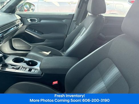 Used 2025 Honda Civic Sport image 11