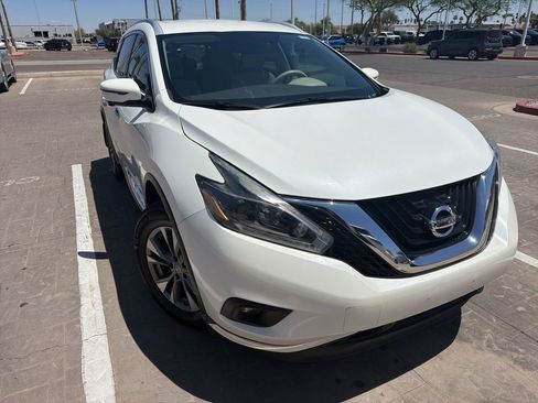 Used 2018 Nissan Murano SL w/ Cargo Package FWD image 3