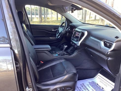 Used 2019 GMC Acadia SLT image 14