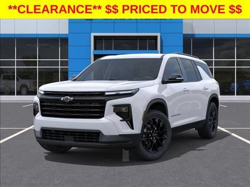 New 2026 Chevrolet Traverse LT w/ Midnight/Sport Edition FWD image 7
