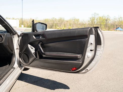 Used 2014 Subaru BRZ Premium RWD image 30
