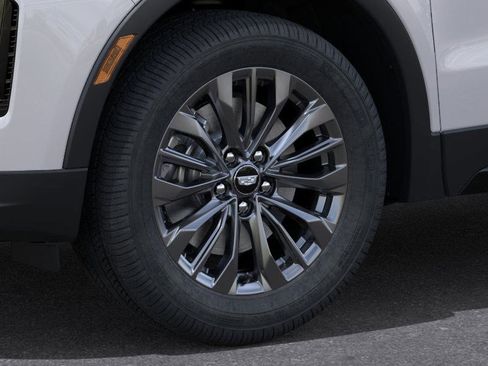 New 2025 Cadillac XT4 Premium Luxury w/ Technology Package image 9