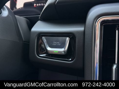 New 2026 GMC Yukon Denali w/ Denali Reserve Package AWD/4WD image 19