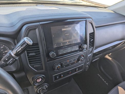 Used 2024 Nissan Titan SV image 26