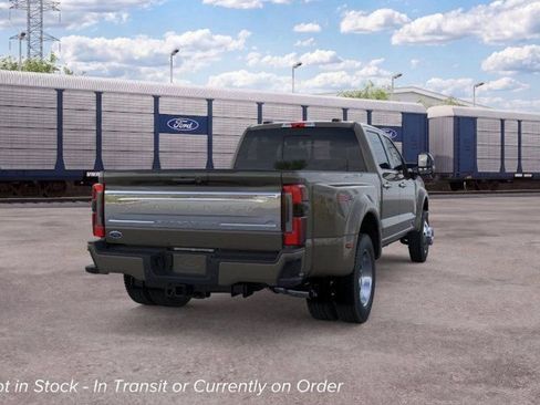 New 2026 Ford F450 Platinum w/ Platinum Plus Package AWD/4WD image 9