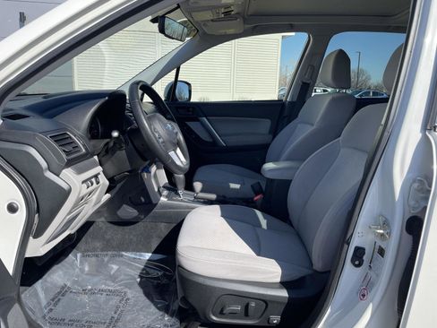 Used 2018 Subaru Forester 2.5i Premium w/ All-Weather Package image 22