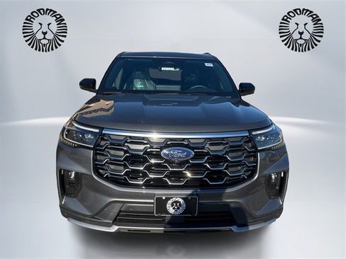 New 2026 Ford Explorer Platinum w/ LUX Leather Package image 2