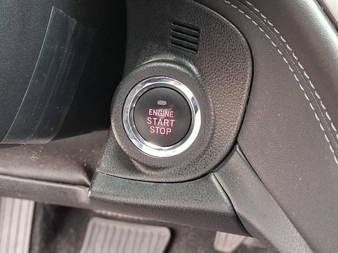 Used 2022 Subaru Outback Limited XT AWD/4WD image 25