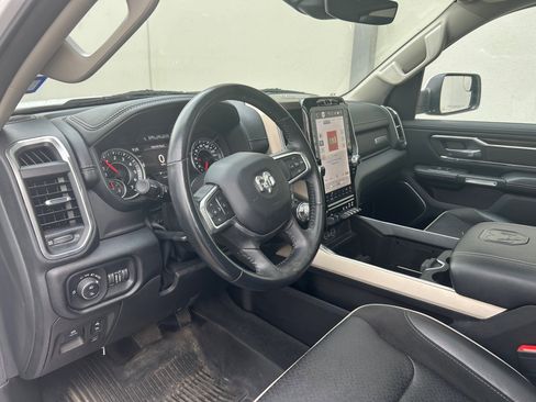 Used 2022 RAM 1500 Laramie w/ Laramie Southwest Edition image 4