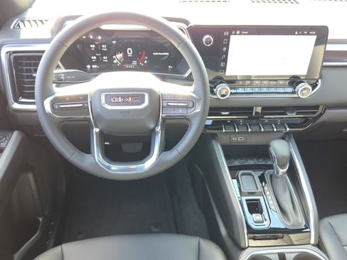 New 2026 GMC Canyon Elevation w/ Convenience Package image 12