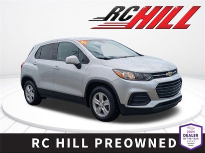Used 2022 Chevrolet Trax LS w/ Tint and Cruise Package