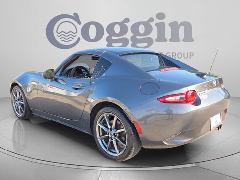 Used 2017 MAZDA MX-5 Miata RF Grand Touring RWD image 3
