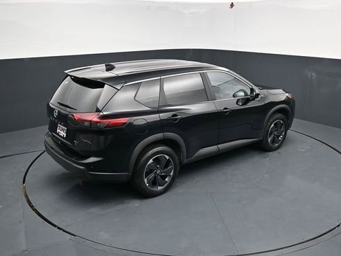 Used 2025 Nissan Rogue SV AWD/4WD image 42