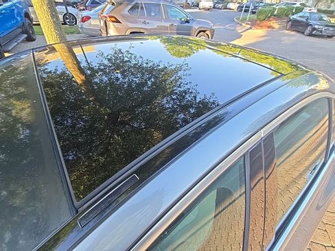 Used 2015 Mercedes-Benz C 300 4MATIC Sedan image 12