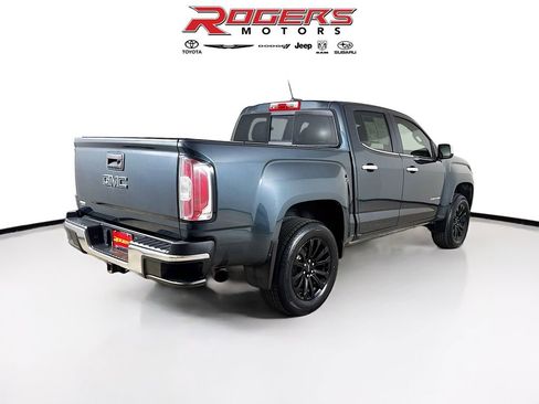 Used 2017 GMC Canyon SLT w/ Trailering Package image 8