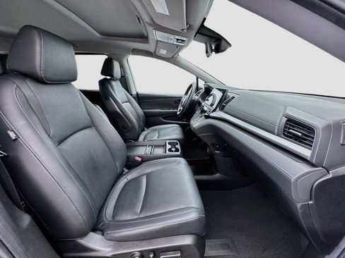 Used 2024 Honda Odyssey EX-L image 21