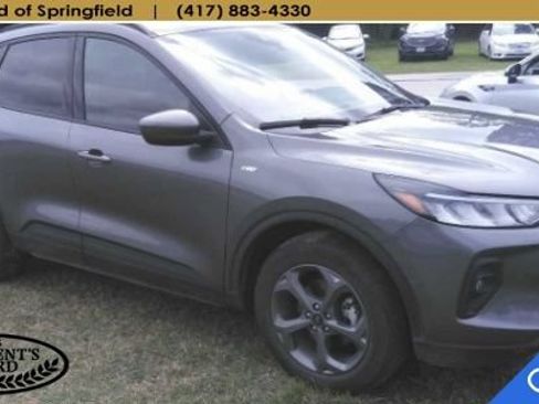 Used 2025 Ford Escape ST-Line Select AWD/4WD image 4