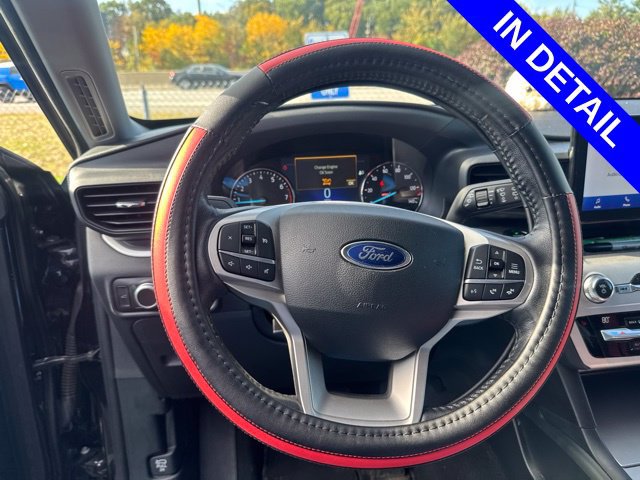Used 2021 Ford Explorer XLT AWD/4WD image 7