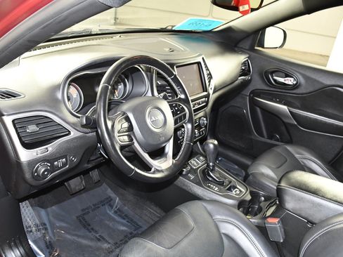Used 2021 Jeep Cherokee Latitude Lux 80th Anniv w/ Quick Order Package 26U 80TH AWD/4WD image 2