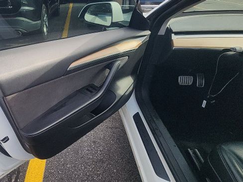 Used 2022 Tesla Model 3 Performance AWD/4WD image 18