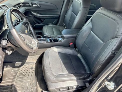 Used 2015 Chevrolet Malibu LT w/ Leather Package FWD image 16