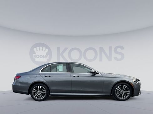 Certified 2023 Mercedes-Benz E 350 4MATIC Sedan w/ Premium Package image 7