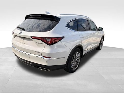 Used 2023 Acura MDX SH-AWD w/ Advance Package image 4