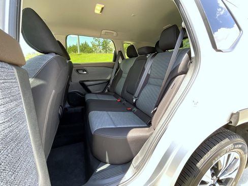 Used 2023 Nissan Rogue SV AWD/4WD image 20
