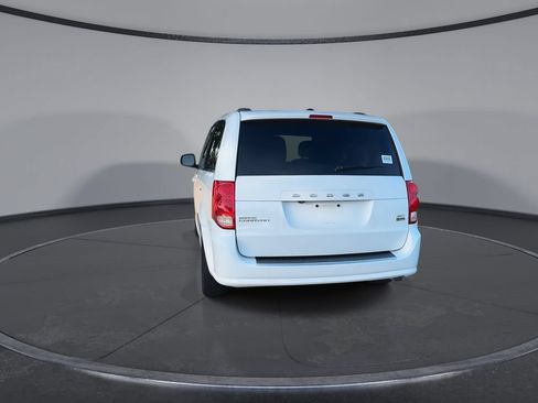 Used 2019 Dodge Grand Caravan SXT FWD image 7