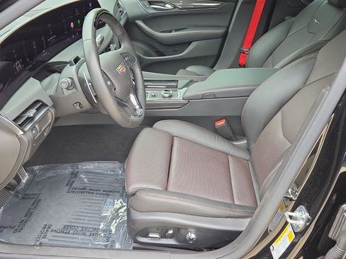 Used 2025 Cadillac CT5 V w/ Technology Package AWD/4WD image 11