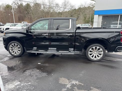 Used 2022 Chevrolet Silverado 1500 High Country image 2