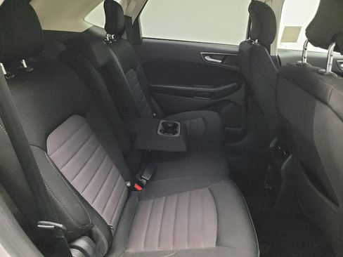 Used 2016 Ford Edge SE AWD/4WD image 19