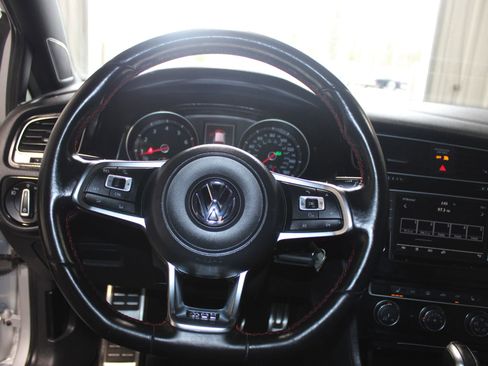 Used 2016 Volkswagen GTI S image 12