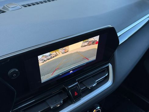 Used 2025 Chevrolet TrailBlazer LT image 17