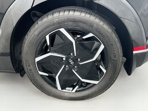 Used 2024 Hyundai Ioniq 5 SEL image 11