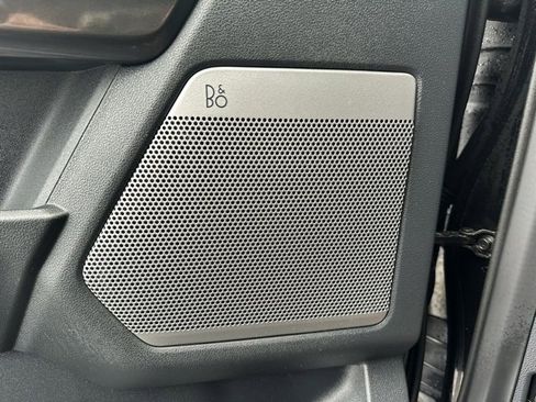 Used 2021 Ford F150 XLT w/ Equipment Group 302A High image 11