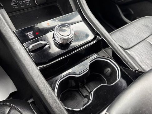 Used 2023 Jeep Grand Cherokee L Limited w/ Luxury Tech Group II image 25