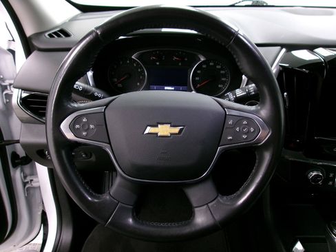 Used 2020 Chevrolet Traverse LT AWD/4WD image 6