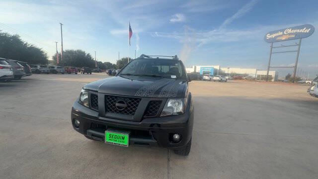 Used 2020 Nissan Frontier PRO-4X w/ Pro-4x Utility Package AWD/4WD image 3