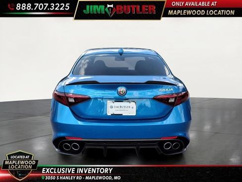Used 2018 Alfa Romeo Giulia Quadrifoglio w/ Driver Assist Dynamic Package RWD image 20