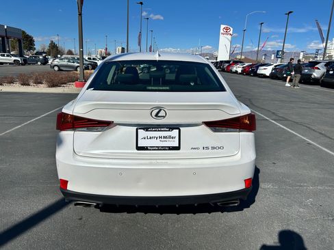 Used 2017 Lexus IS 300 AWD w/ Navigation System Package image 4